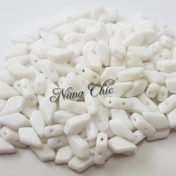 Kite Beads Chalk White
