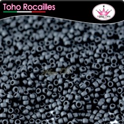 10 gr TOHO ROCAILLES 8/0 opaque frosted jet