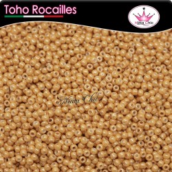 10 gr TOHO ROCAILLES 8/0 opaque lustered dark beige