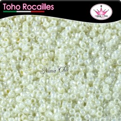 10 gr TOHO ROCAILLES 15/0 Opaque lustered navajo white